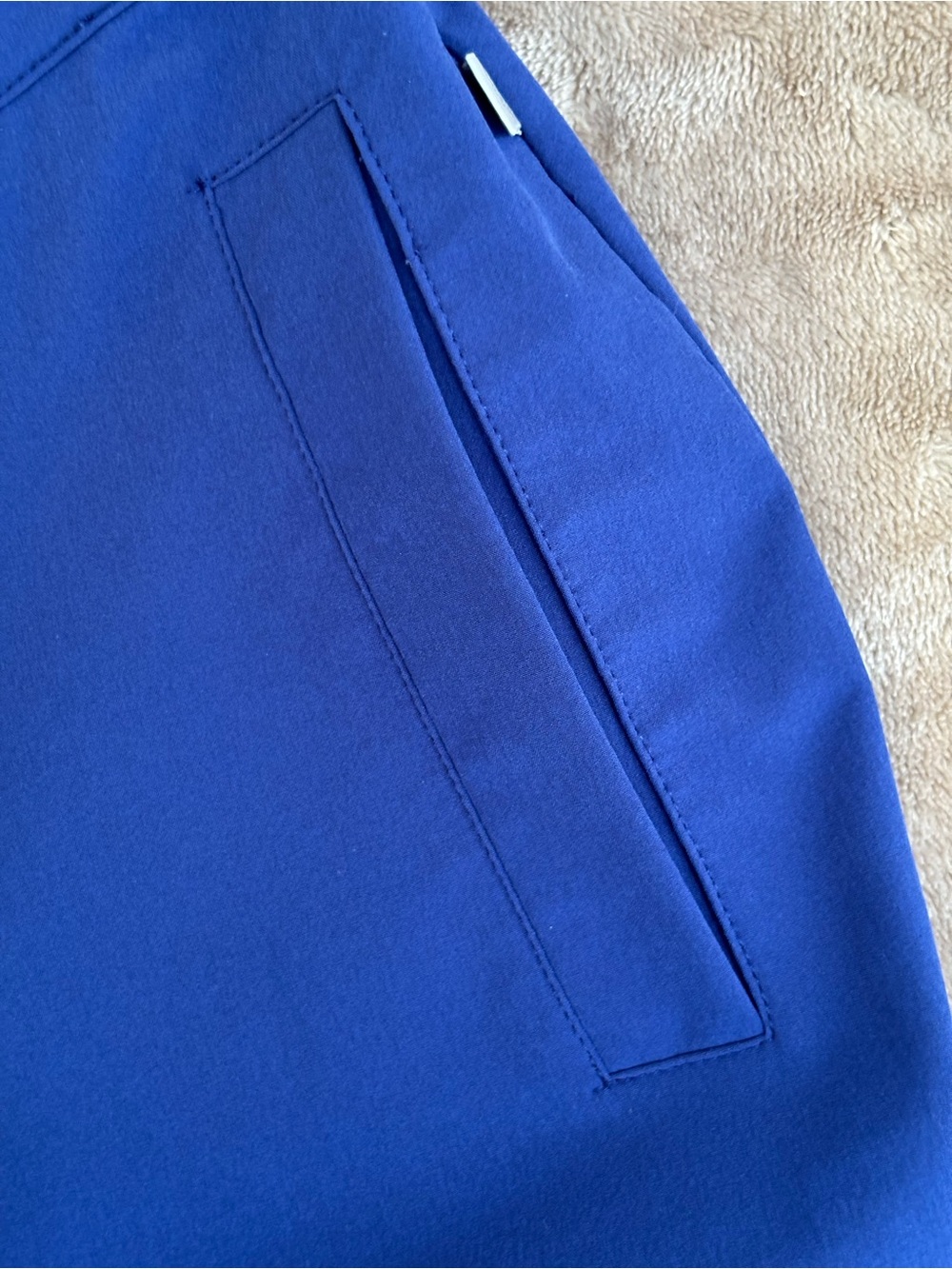 Chicos Zenergy lightweight navy performance pants, size 2, large, straight leg - Picture 4 of 5